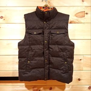 G.H. Bass reversible puffer vest
